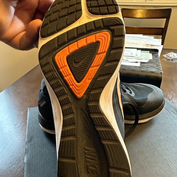 Nike sneakers - Picture 4 of 6